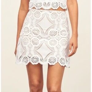 Abercrombie & Fitch | lace skirt